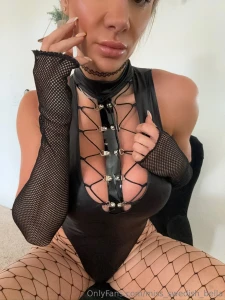 Too hot to handle part 430