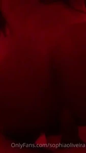 Moreno gostoso me fudendo no pelo ou melhor dizendo meu cuzinho