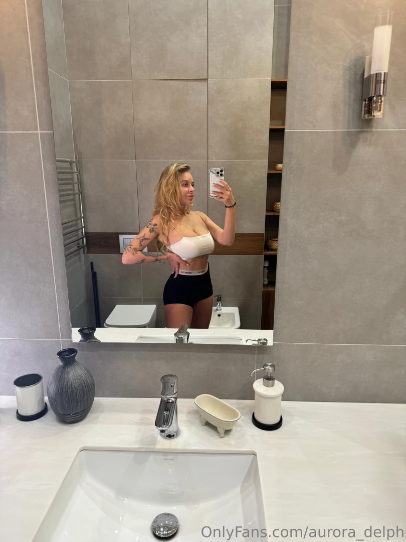 Sexy isn t about clothes it s about a state of mind 