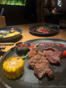 Meat is my weakness and today i m surrendering to it without a fight