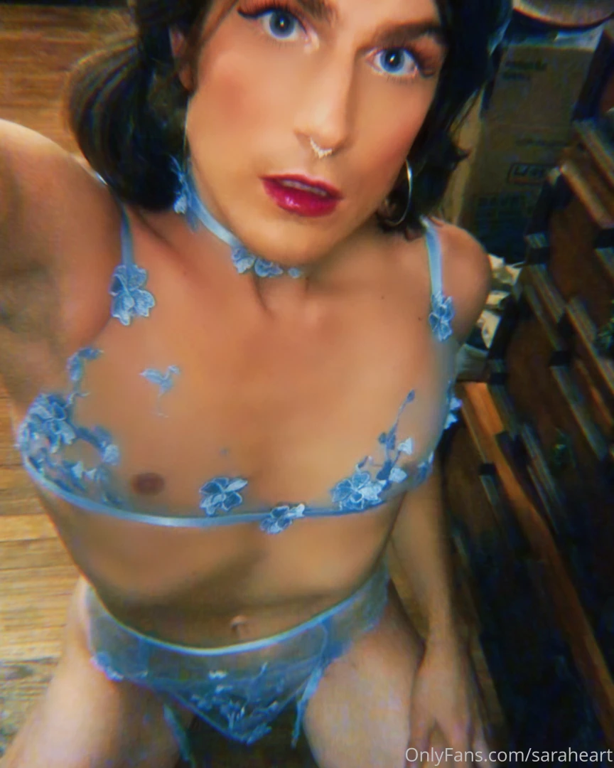 Auditioning some looks for a domme session this week def gotta spray part 1 