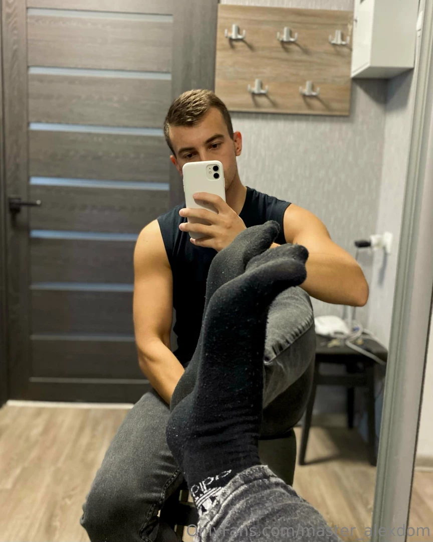 Black scented socks for your nose 