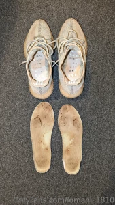 Long fucking day bet you want to sniff my stinky wet socks and yeezys