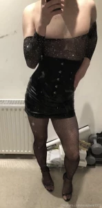 Selfieeee excuse the dirty mirror