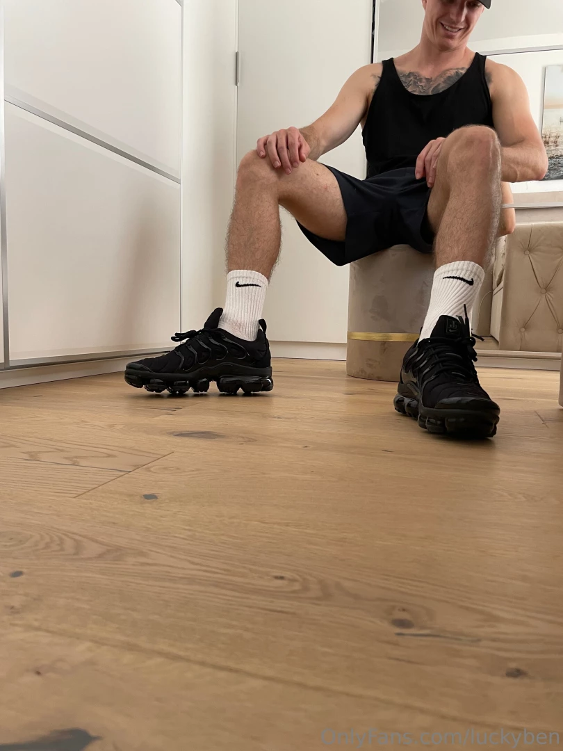 Black shoes what do you think about this danger shoes 