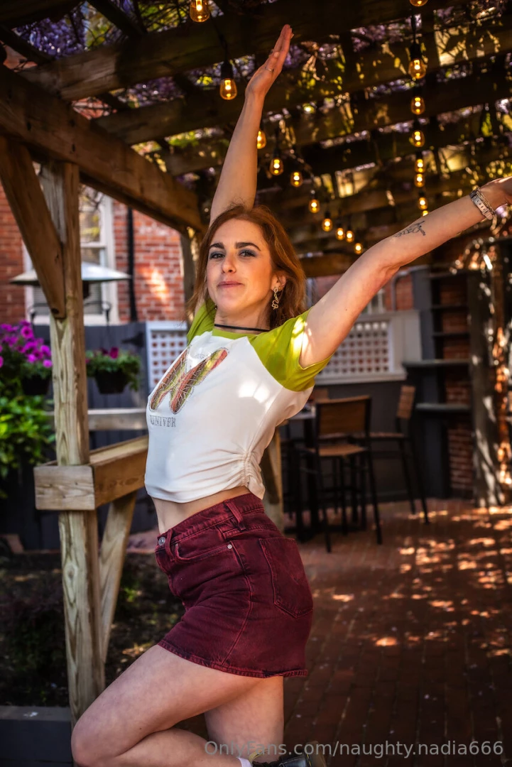 Babeee i have exciting news i m accepting custom requests again part 1 