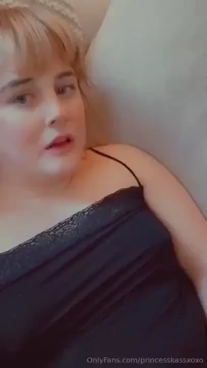 Can you please do me a favor and fuck a few sissygasms out of me i ve 