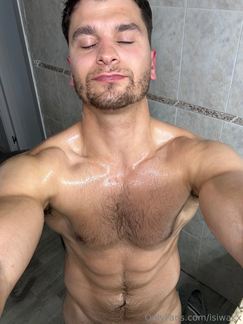 Swipe to see my bringht oil smile 