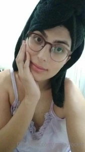 Tip me 3 and we can start sexting lt 3 i want to show you my cute