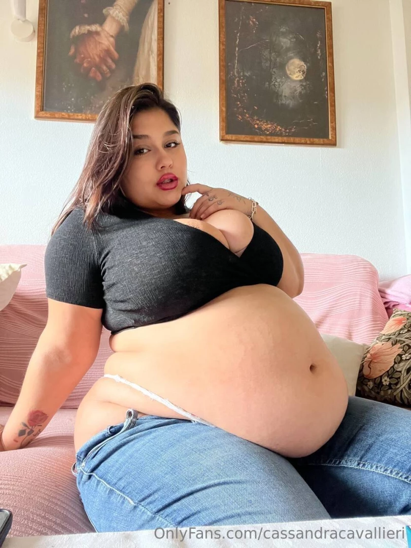 What do you think if you see me trying on some jeans 