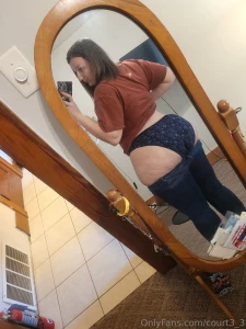 The weight gain is real i can t even fit in my jeans lol all i wear