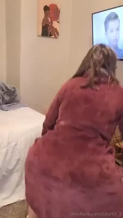 Dm me to see it without the robe 