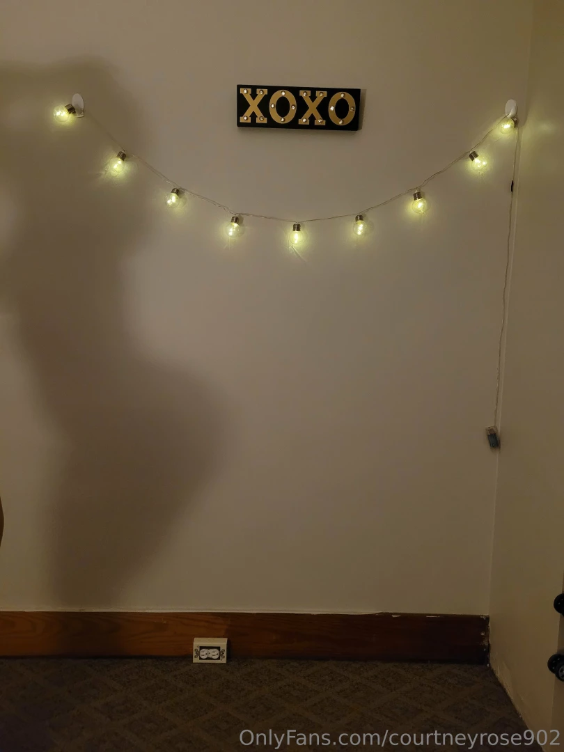 Do you see this silhouette also my bloopers with my in interrupting 