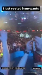 Photo dump from wwe raw last night part 4