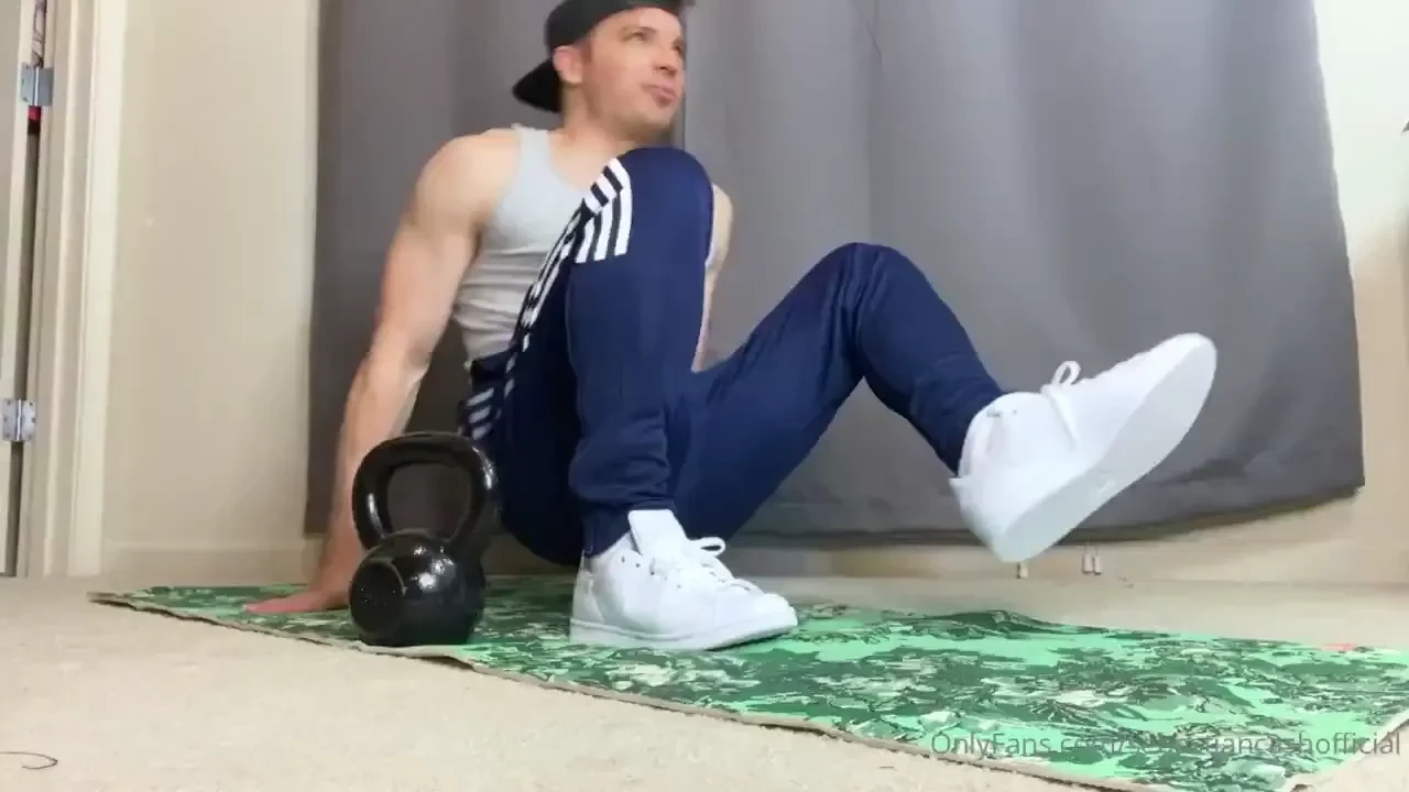 Happy fetish clip friday this week personal trainer s stinky feet it s 