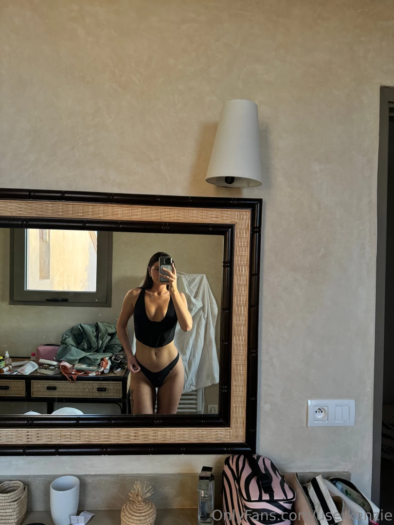 Mirror selfie queen part 1 