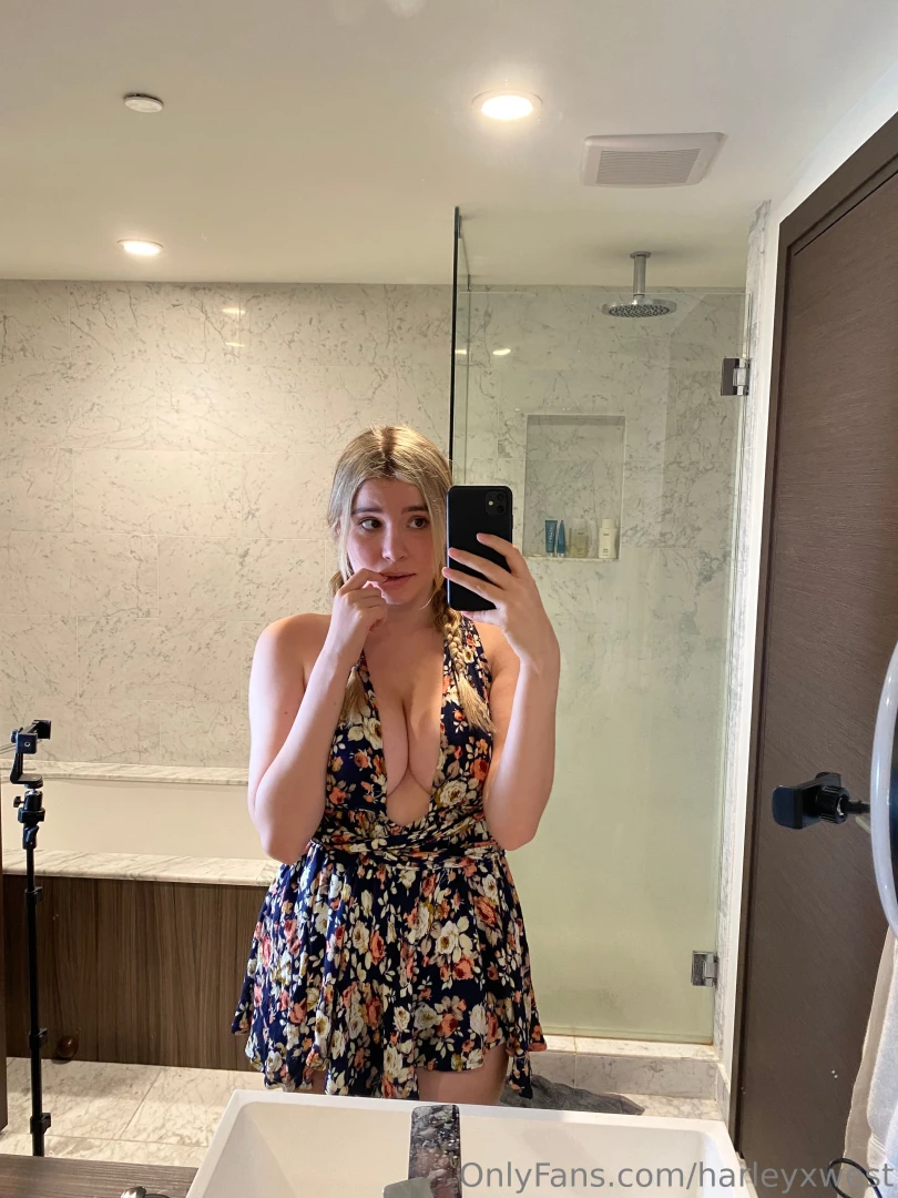 Anyone miss my long blonde hair or do we like brunette 