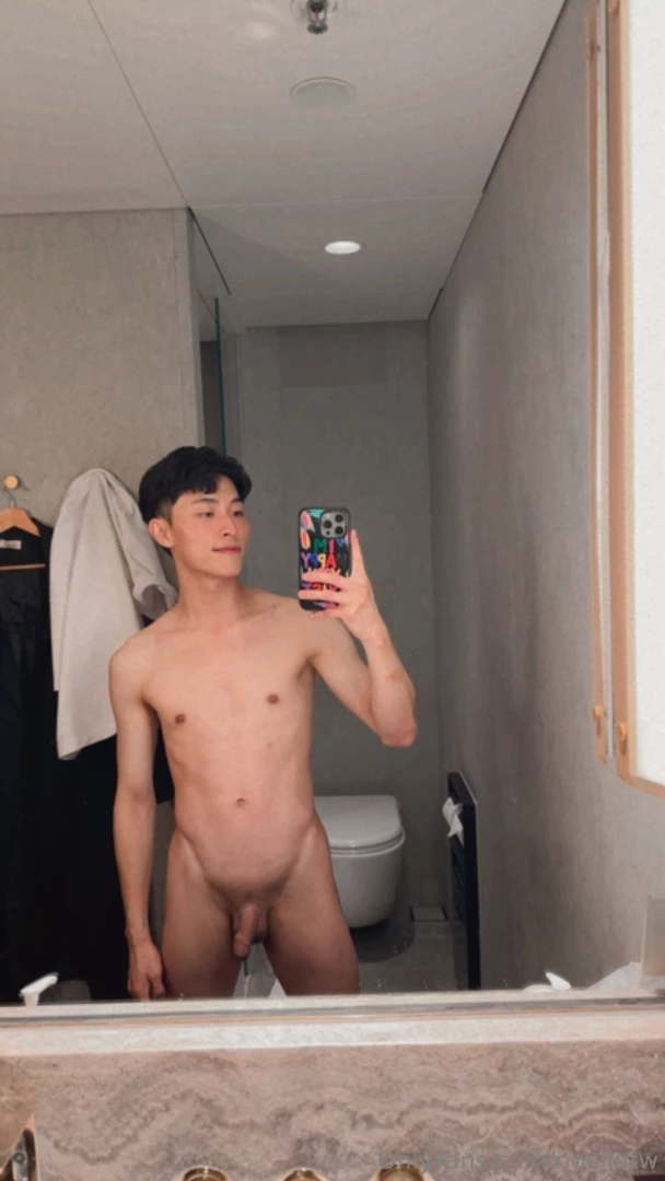 I don t wanna shower alone part 1 