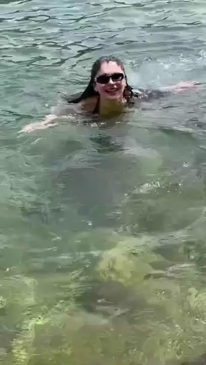 Wanna be in paradise with me 