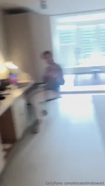 Checking myself out in the hotel while james is talking about some 