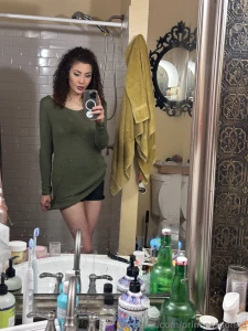 If you think i look good in clothes just wait until you see me out of