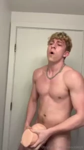 30 minutes of me thrusting my thick veiny cock into this plastic pussy