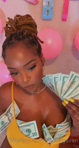 A throw back to my b-day last year when i celebrated with my live cam