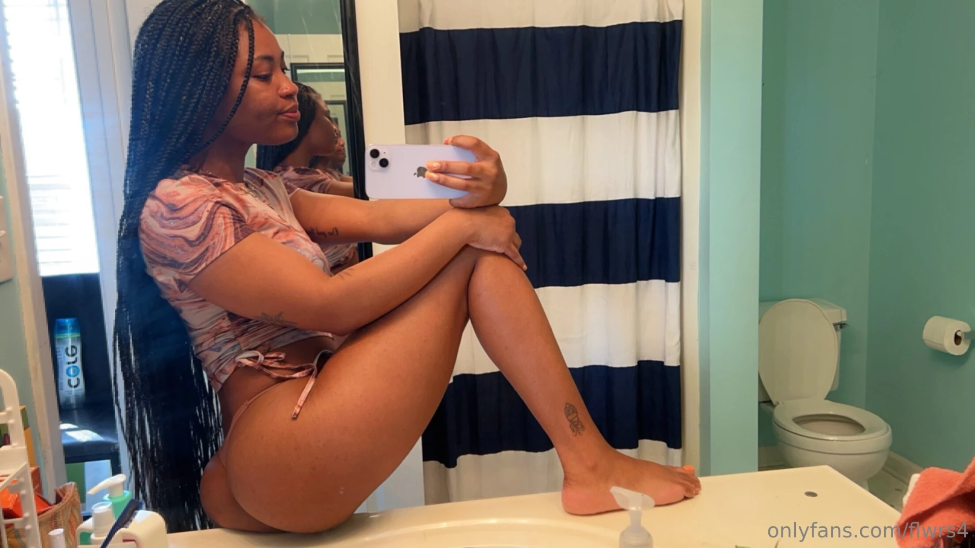 Love how i can look so many different heights in the mirror can you part 2 