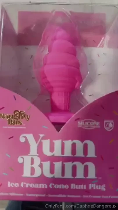 Go to daphnedangereuxsub for the good stuff 