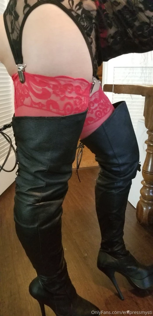 Www empressmysti com 