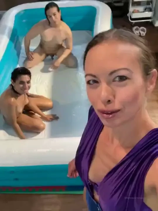 Coconut oil and two sluts part 1 