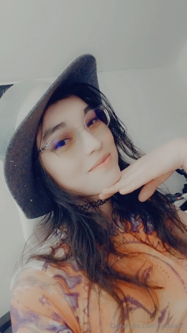 Feeling cute might get naked later p 