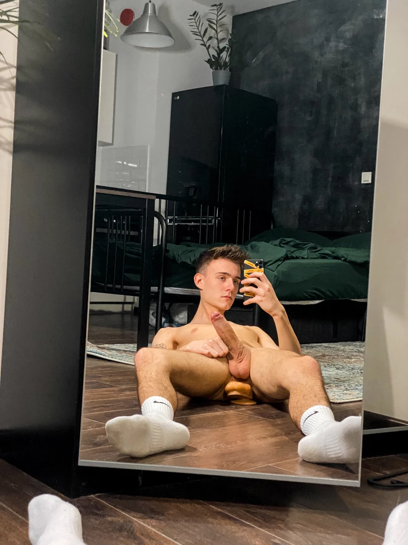 For those who were asking yup i can fit it all 