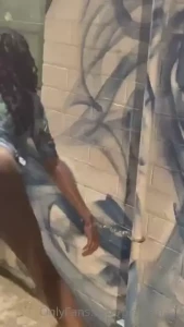 Someone handcuffed me to a pole while i was outside twerking alone and