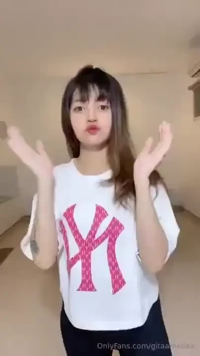 Gitaameliaa part 160557 