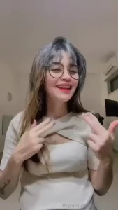 Gitaameliaa part 160566
