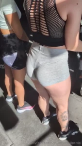 Things we discuss when we re at the gym 1 good looking women 2