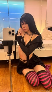 Boobie teasing tits belly stokings egirl babyface emo emogirl