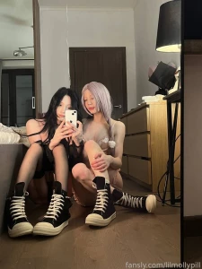 Fallenemoangel and i love the same shoes fyp 2girls lesbian animegirl part 4