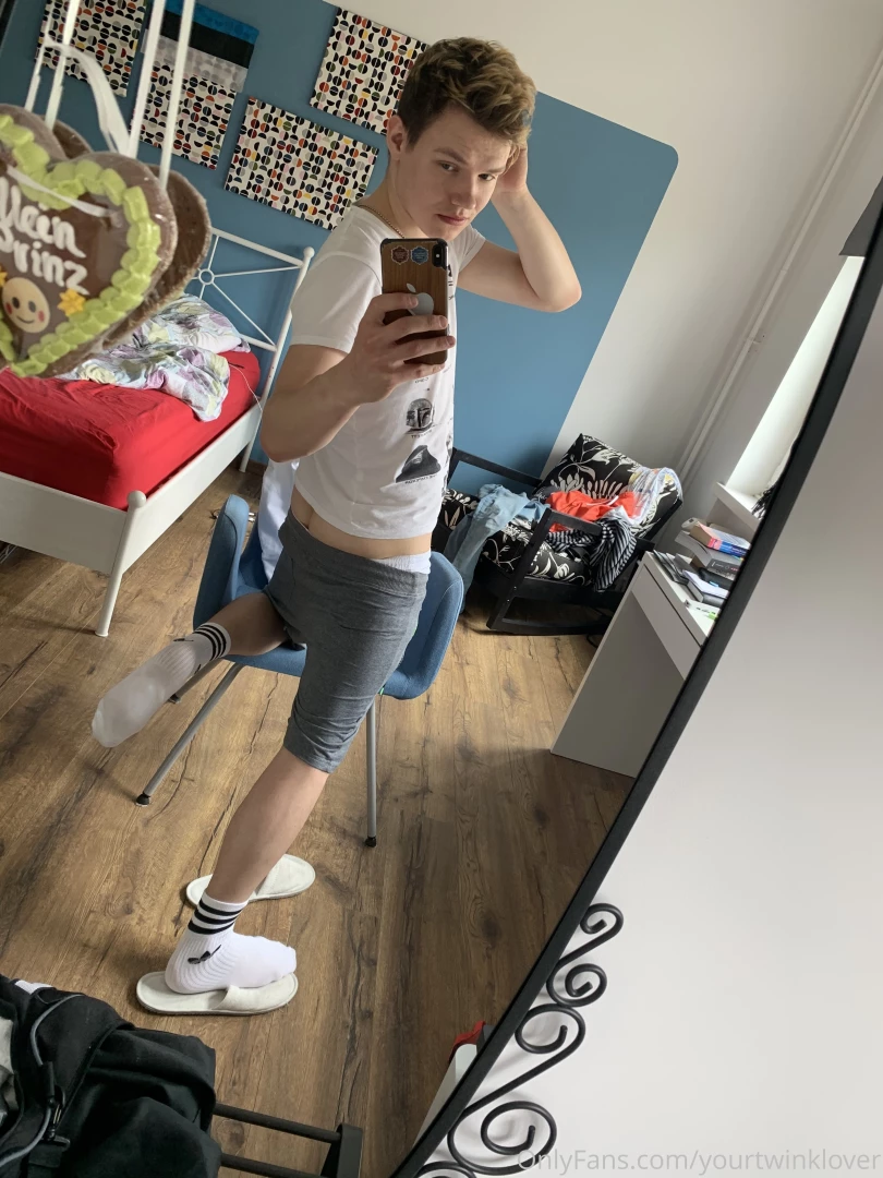 This is the last day of april let s finish this month and my onlyfans part 1 