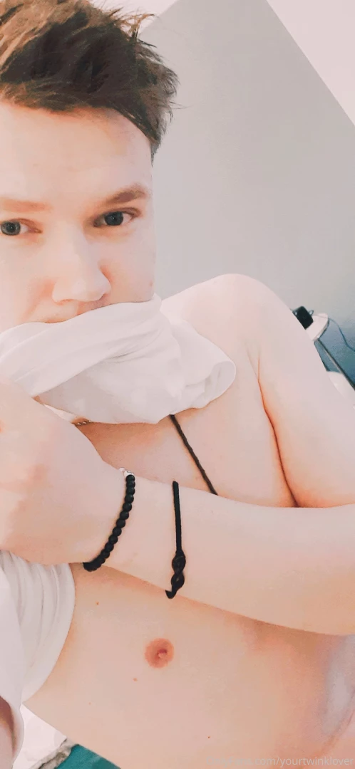 I just came in condom because i didn t want to mess my bedroom 