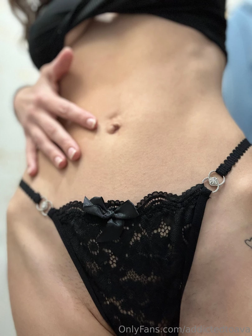 I need you right below my belly button 