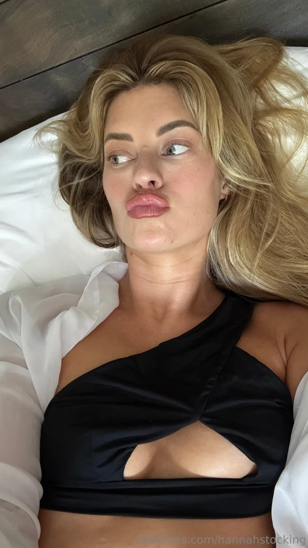 Don t judge but i m still in bed hahaha 