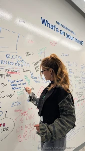 Class is in session who want s a private study session message me and