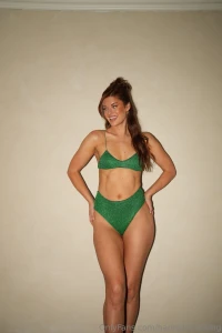 Who misses my red head era she was a moment