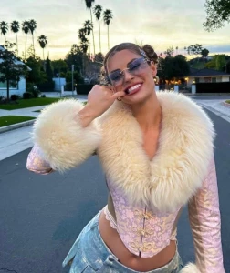 Felt cute might delete later part 100