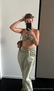 Uhhhh i love this outfit rate my fit out of 10