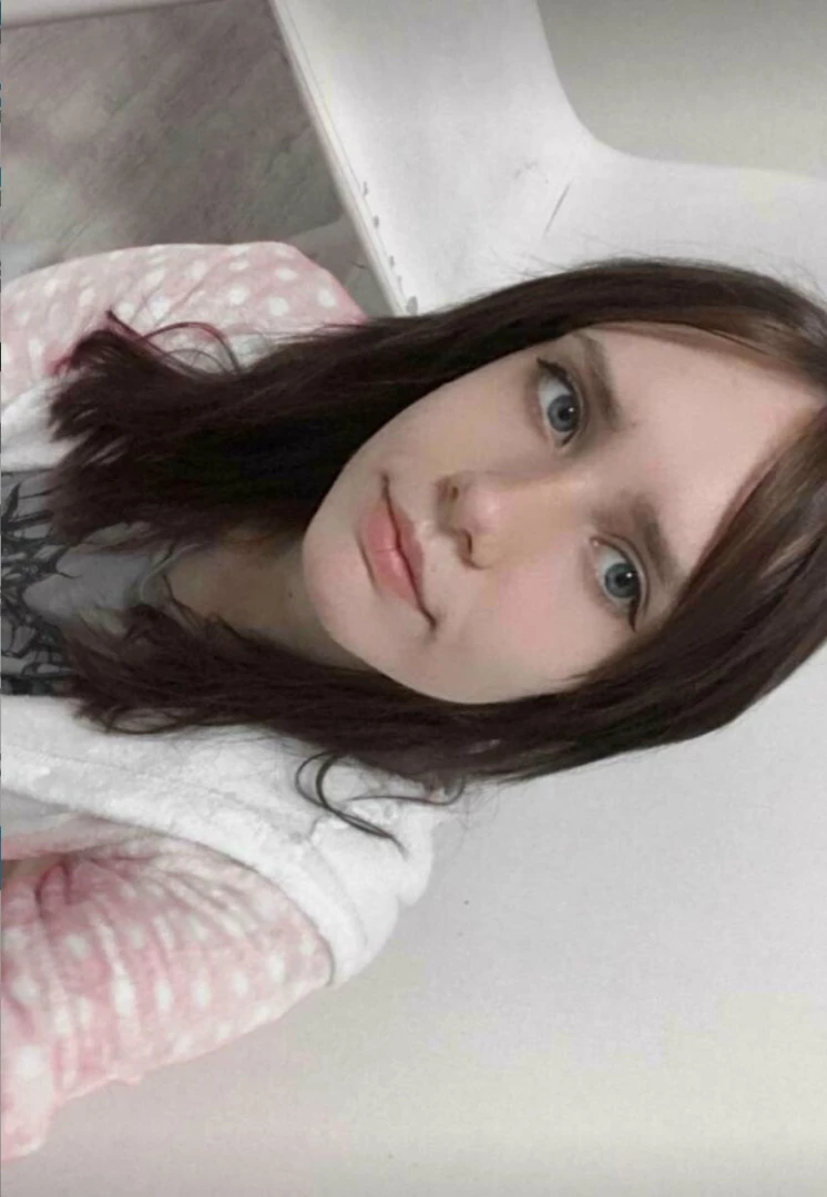 Hi i am kate katyablack i m waiting for the sweet person for cozy part 3 