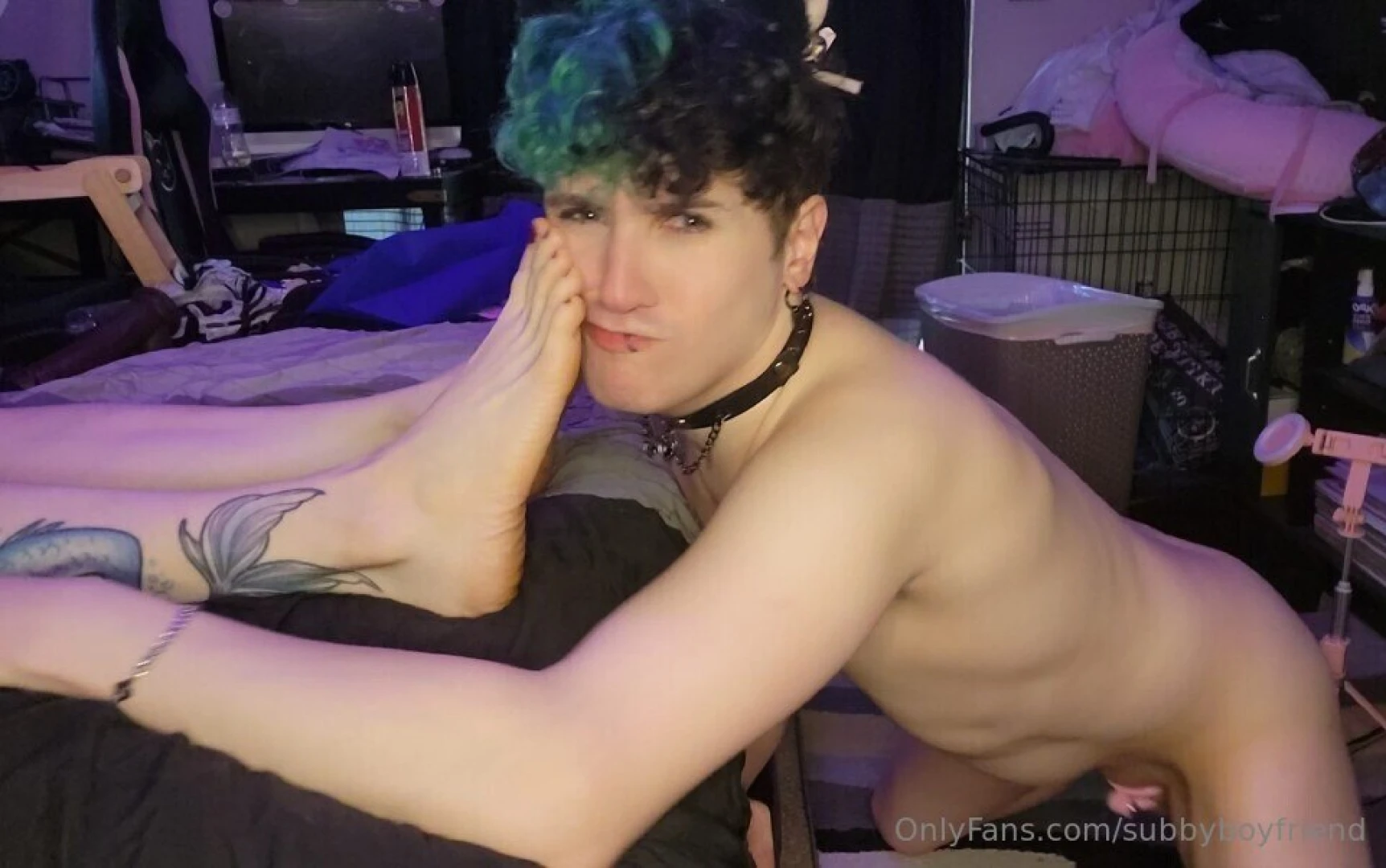 Worshipping miss mondays have you already seen what my girlfriend 