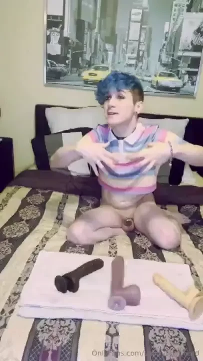 Femdom fridays adhd-riddled submissive boyfriend trying to explain 